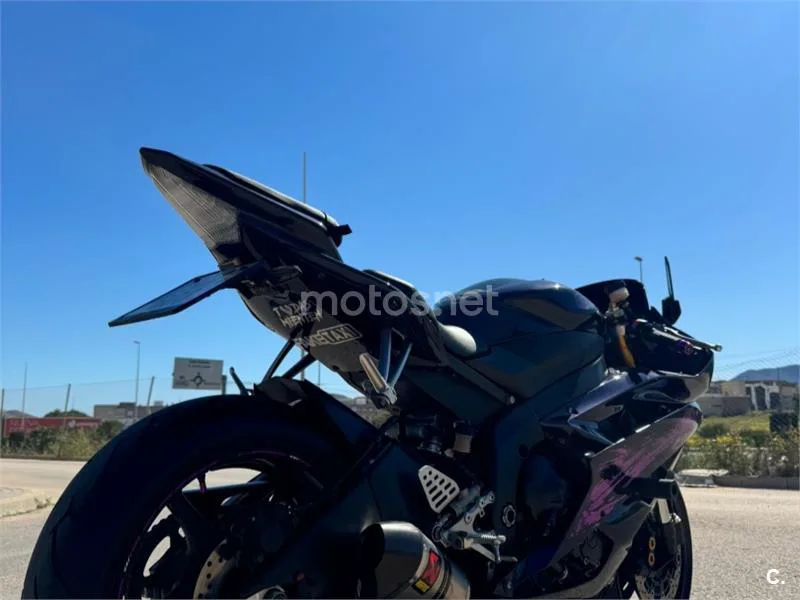 Yamaha YZF-R6 - Vista 3