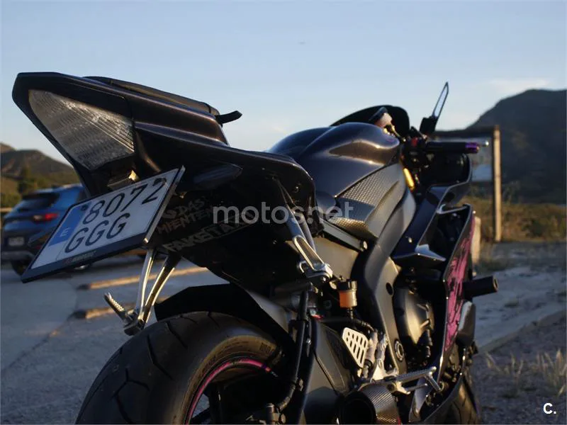 Yamaha YZF-R6 - Vista 6