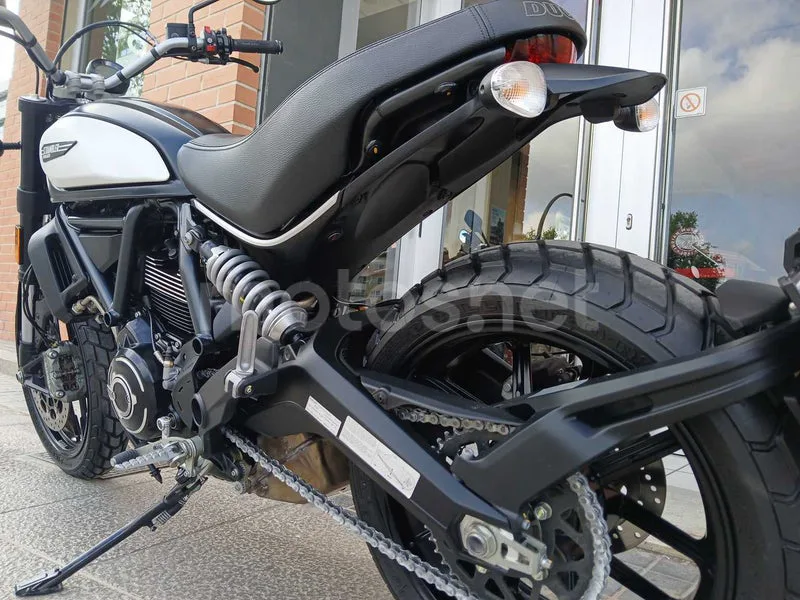 Ducati Scrambler - Vista 14