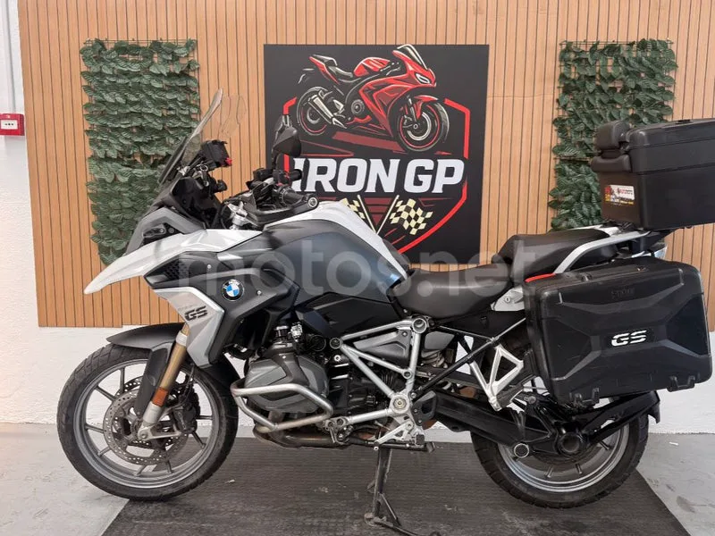 BMW R 1250 GS 13.499 € 2022 Málaga - 1