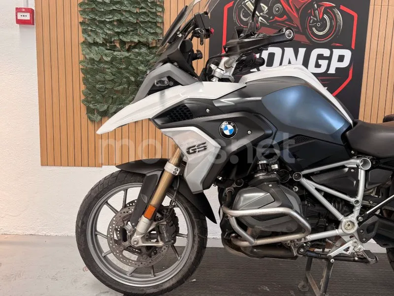 BMW R 1250 GS 13.499 € 2022 Málaga - 2