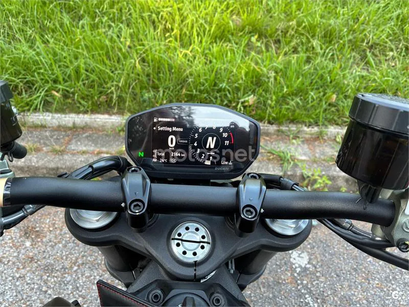 Ducati Monster 9000 € 2023 Gipuzkoa - 1