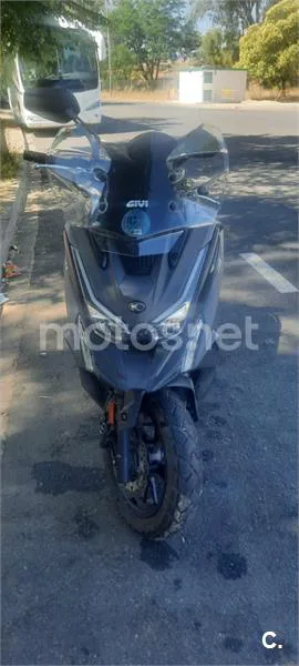 Kymco DTX 350 - Vista 3