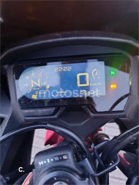 Honda CBR500R - Vista 12