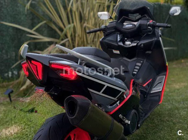 Yamaha TMAX 530 - Vista 7