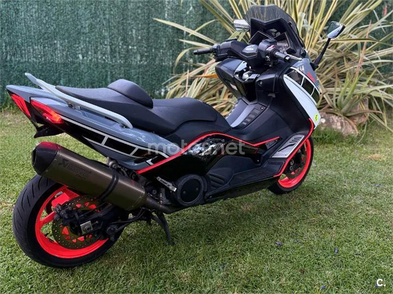 Yamaha TMAX 530 - Vista 8