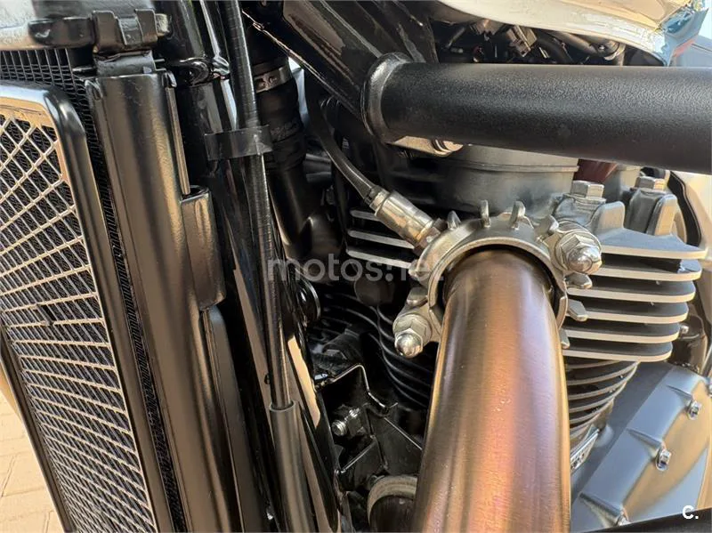 Triumph Speed Twin 900 - Vista 12