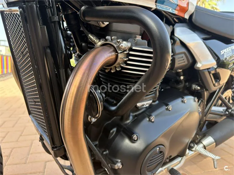 Triumph Speed Twin 900 - Vista 16