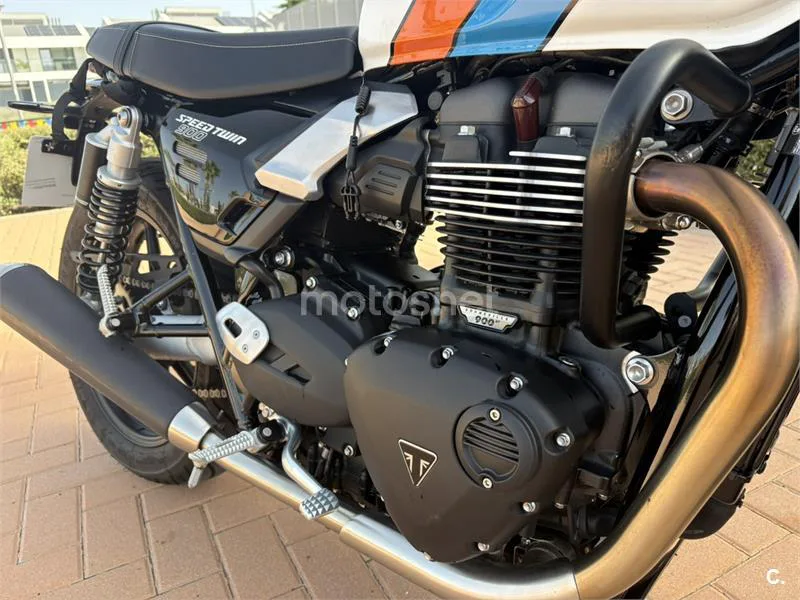 Triumph Speed Twin 900 - Vista 5