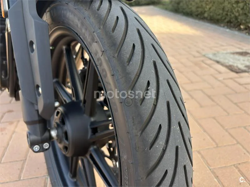 Triumph Speed Twin 900 - Vista 10