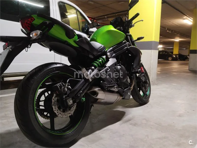 Kawasaki ER-6n - Vista 3