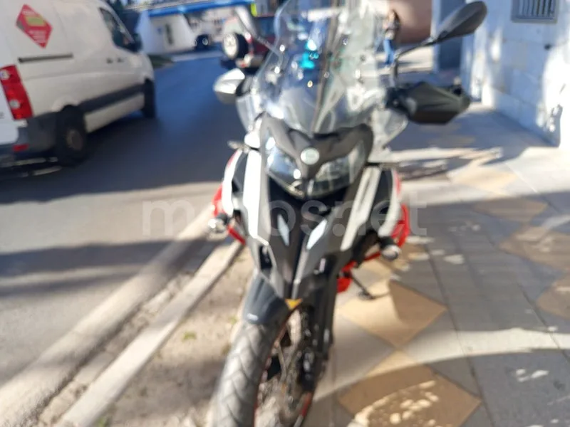 Benelli TRK 502 - Vista 4