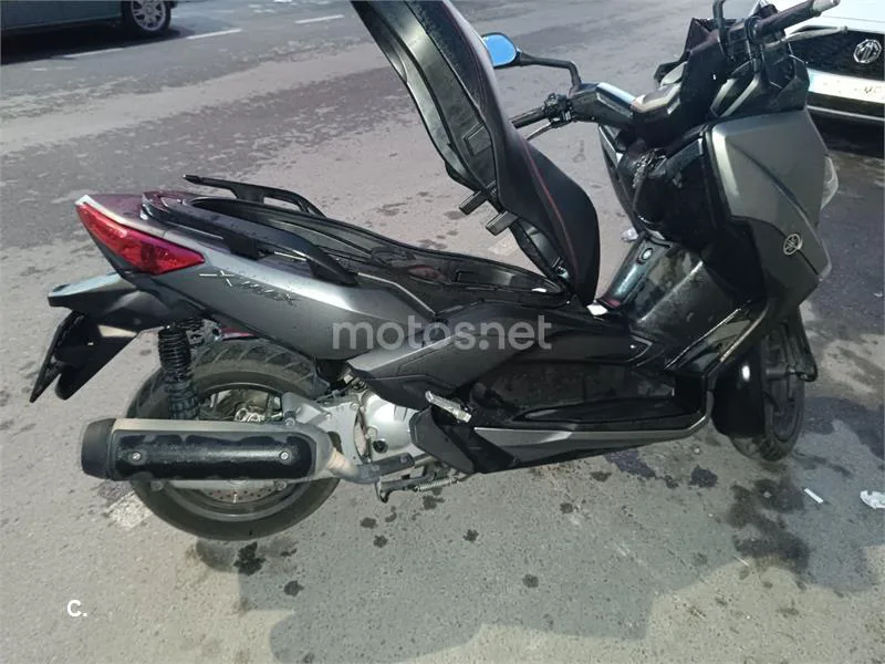 Yamaha XMAX 125 - Vista 5