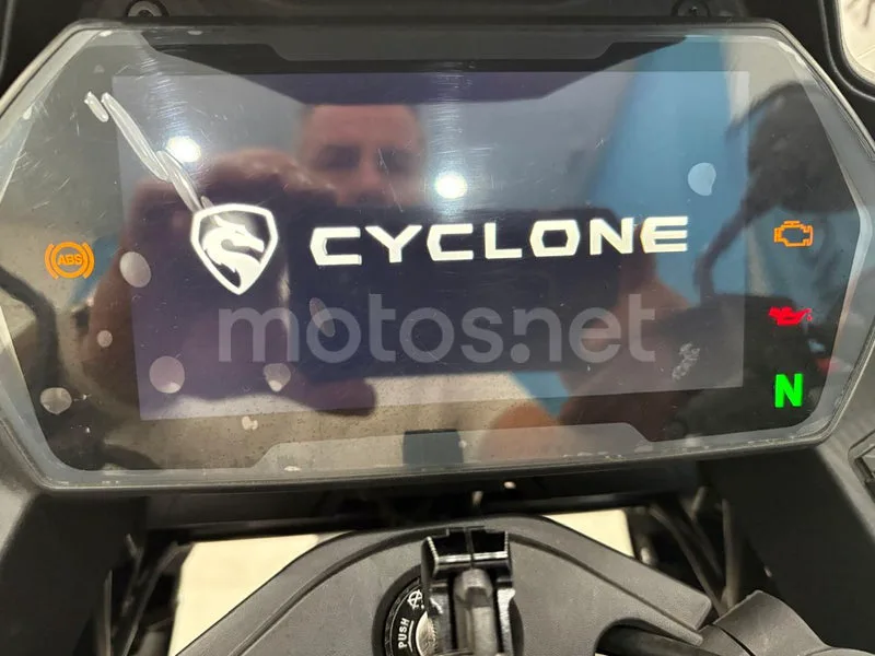 Cyclone RX 600 - Vista 5
