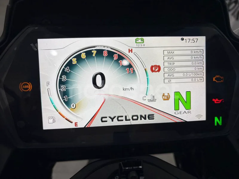 Cyclone RX 600 - Vista 6