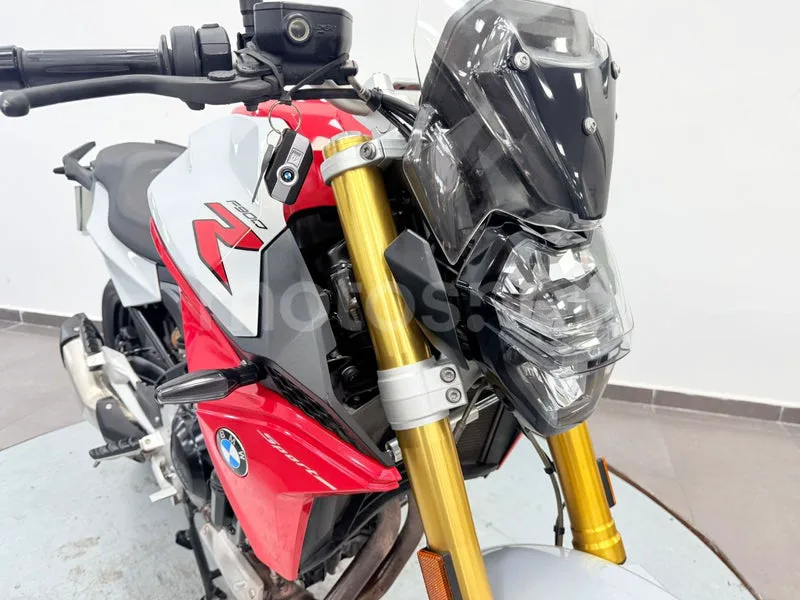BMW F 800 R - Vista 24