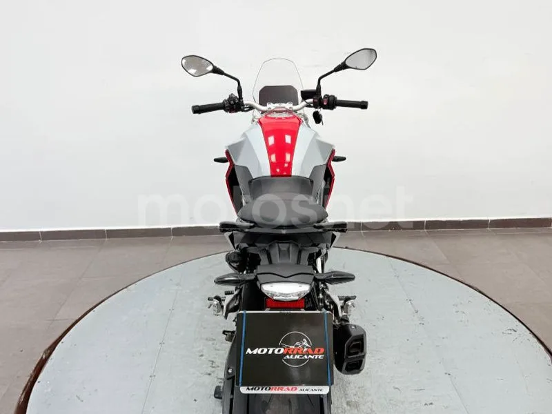 BMW F 800 R - Vista 4