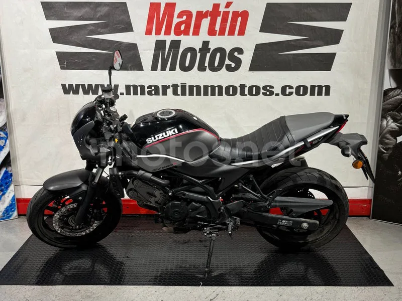 Suzuki SV650 - Vista 8
