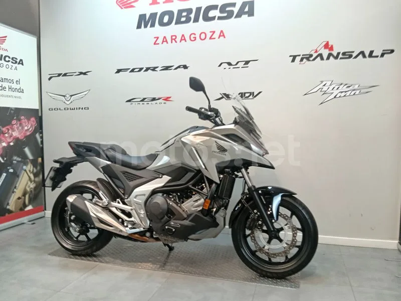 Honda NC750X - Vista 3