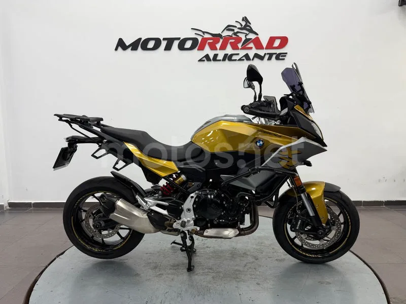 BMW F 900 XR 8750 € 2020 Alicante - 1