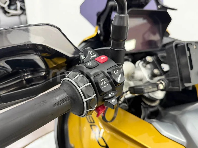 BMW F 900 XR - Vista 13