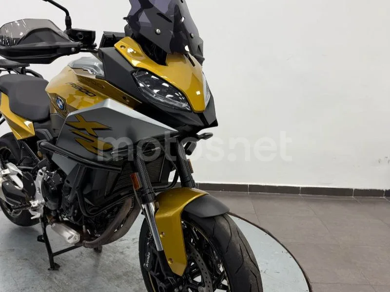 BMW F 900 XR - Vista 24