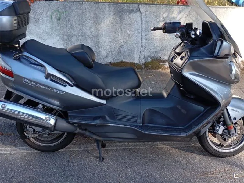 Suzuki Burgman 650 Executive - Vista 6
