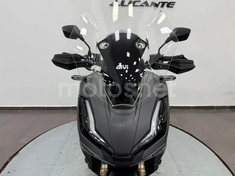 Honda ADV350 - Vista 21