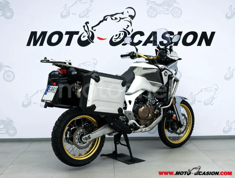 Honda CRF1000L Africa Twin - Vista 3
