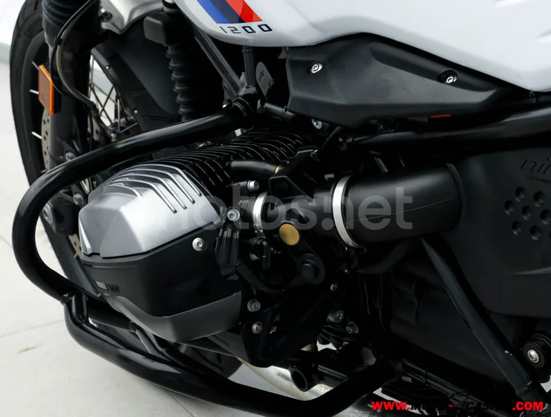 BMW R nineT - Vista 10