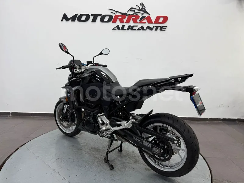 BMW F 900 R - Vista 11