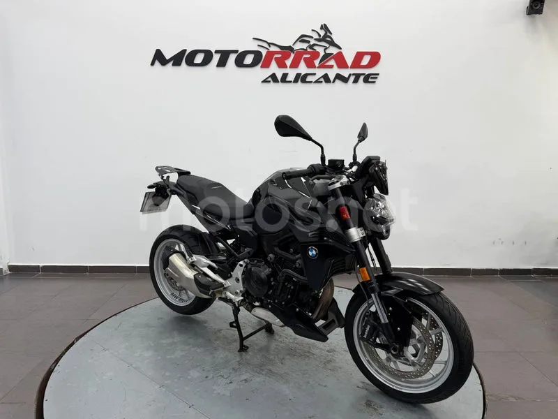 BMW F 900 R - Vista 22