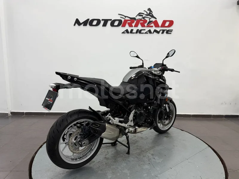 BMW F 900 R - Vista 5