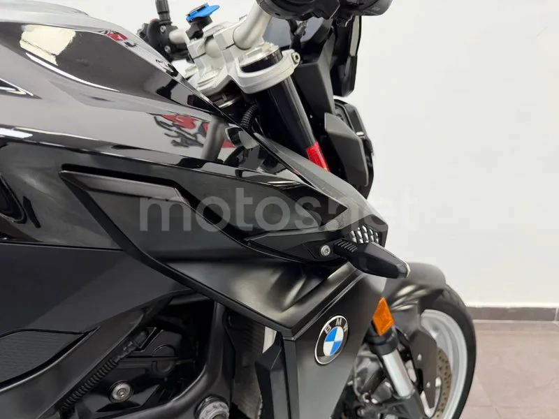 BMW F 900 R - Vista 8