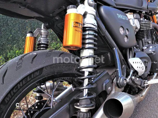 Triumph Thruxton RS - Vista 20