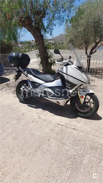 Honda Integra 3900 € 2013 Alicante - 1