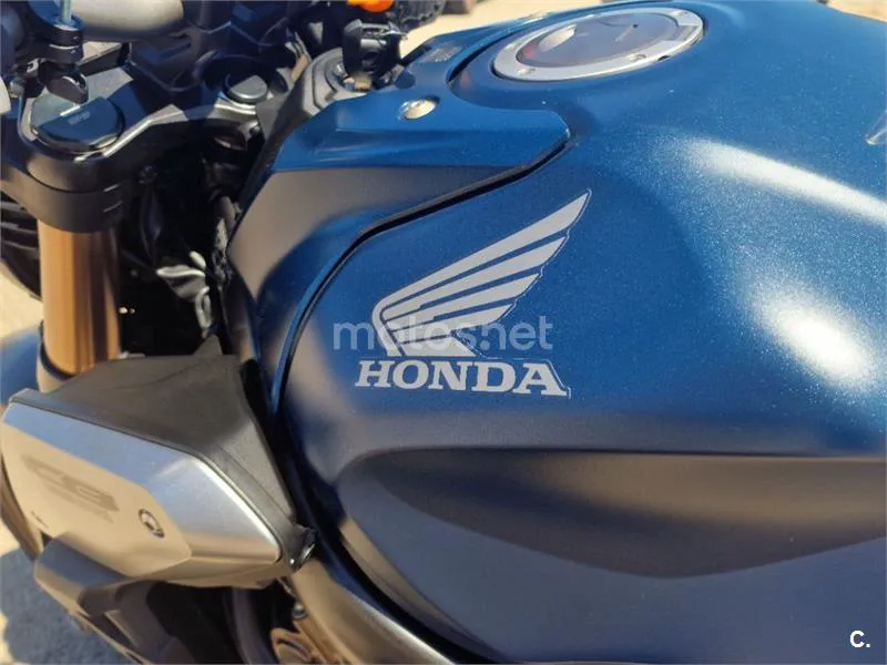 Honda CB650R - Vista 10
