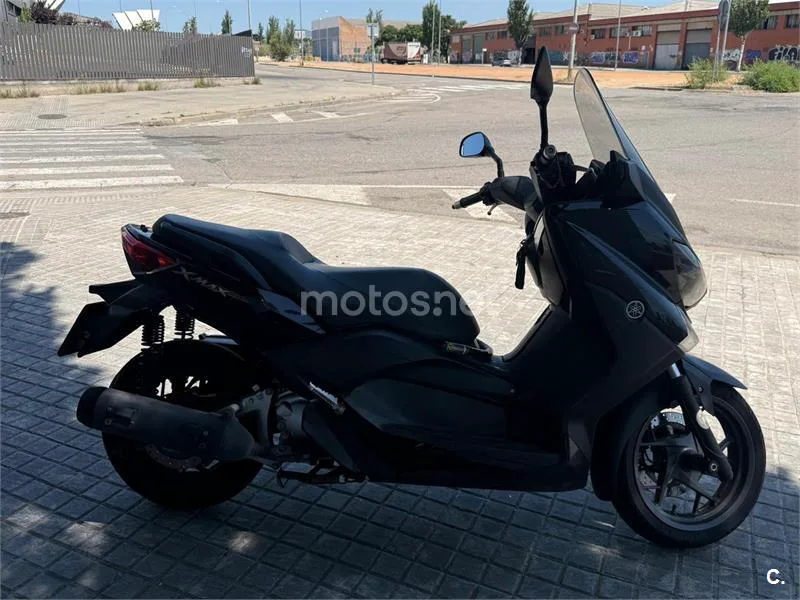 Yamaha XMAX 250 - Vista 5