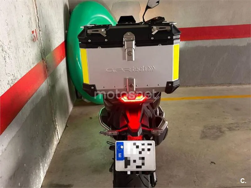 Honda X-ADV - Vista 5