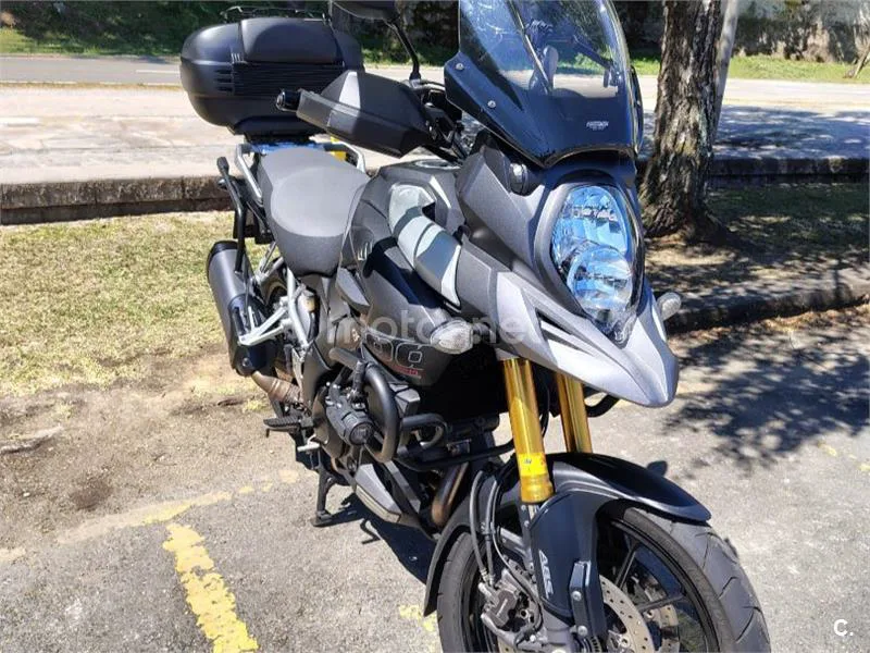 Suzuki V-Strom 1000 - Vista 4