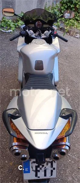 Honda VFR800F - Vista 5