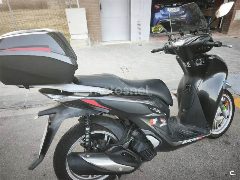 Honda SH125i - Vista 3