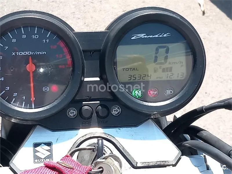 Suzuki Bandit 650S - Vista 4