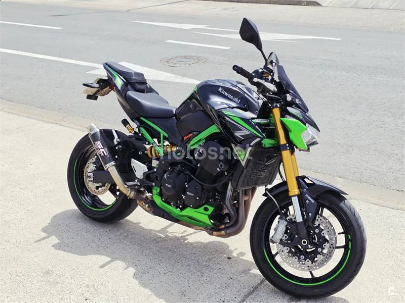 Kawasaki Z900 - Vista 9