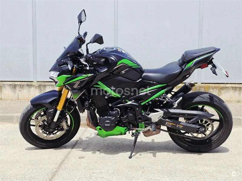 Kawasaki Z900 - Vista 10