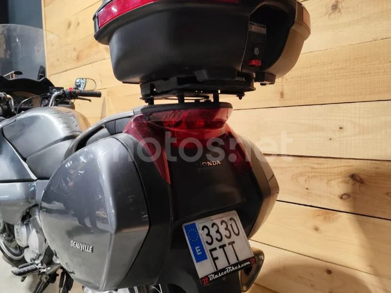 Honda NT700V Deauville - Vista 13