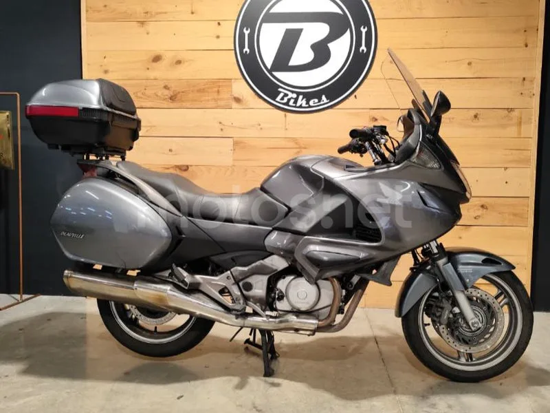 Honda NT700V Deauville - Vista 15