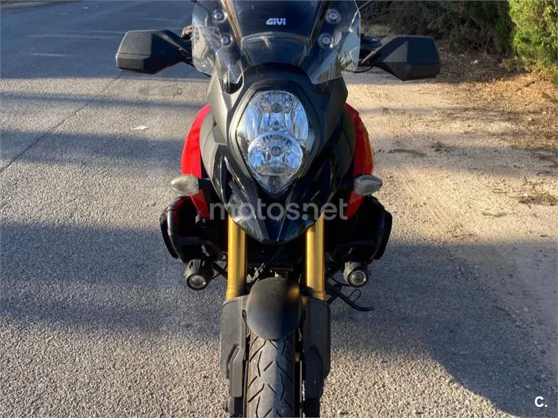 Suzuki V-Strom 1000 - Vista 9