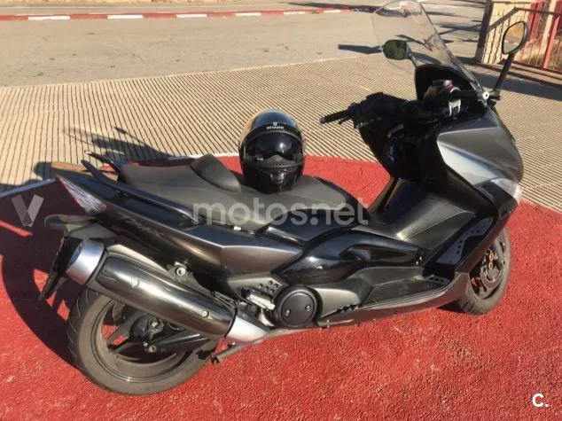 Yamaha TMAX 500 - Vista 11