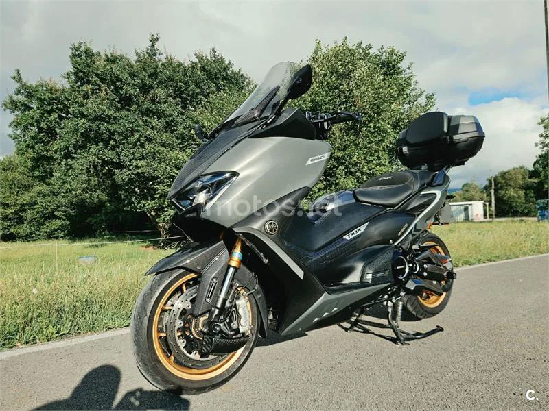 Yamaha TMAX 560 - Vista 3